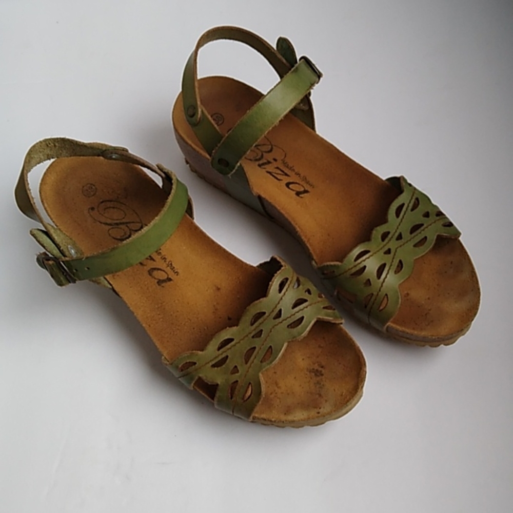 Biza Boho Strappy Green Cork Leather Sandals Size 7 made in spain